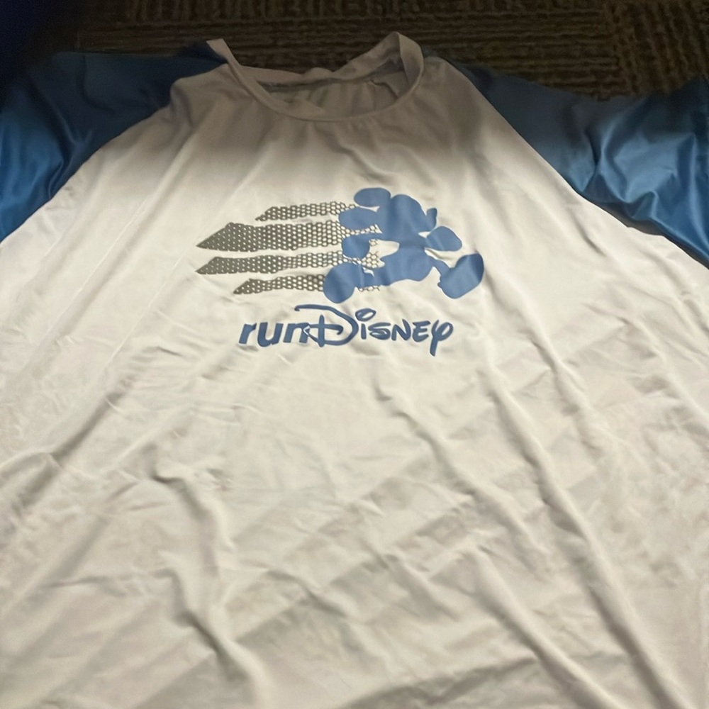 Disney Run White and Blue Short Sleeve Tee
